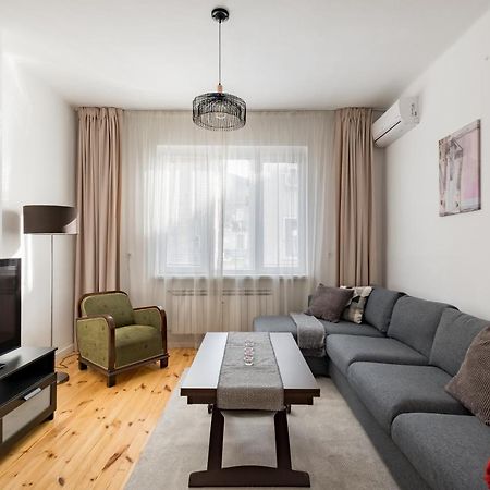 Spacious 3 Bedroom Home In Sofia'S Top Center المظهر الخارجي الصورة