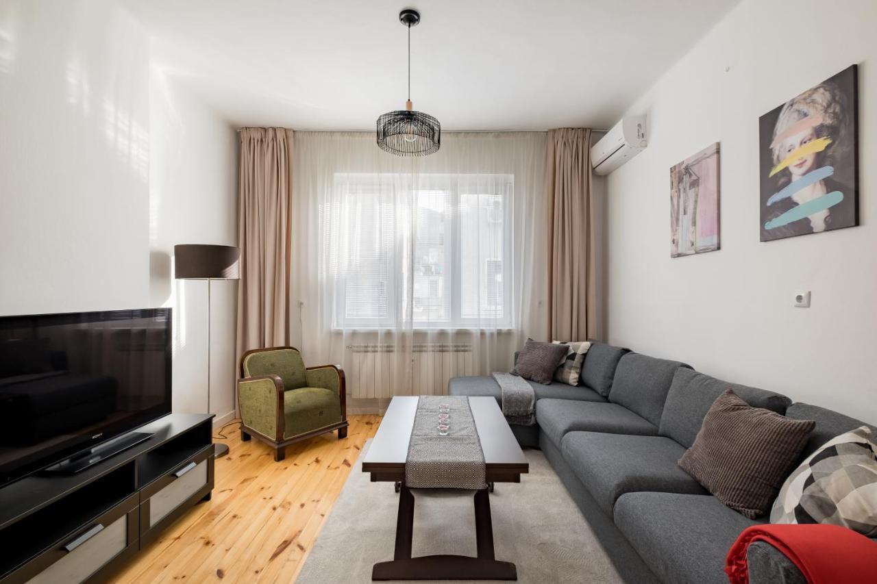 Spacious 3 Bedroom Home In Sofia'S Top Center المظهر الخارجي الصورة